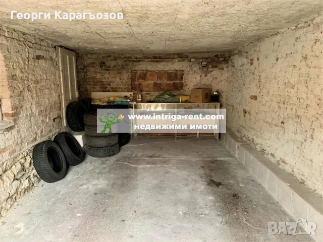 №4010 Гараж за продажба в квартал Любен Каравелов - пресечка на ул. ”Цар Страшимир”., снимка 4 - Гаражи и паркоместа - 55427806