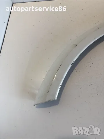 Облицовка на калник предна лява бяла за Volvo C30 1.6d (2012) 31265182 OEM, снимка 3 - Части - 55616345