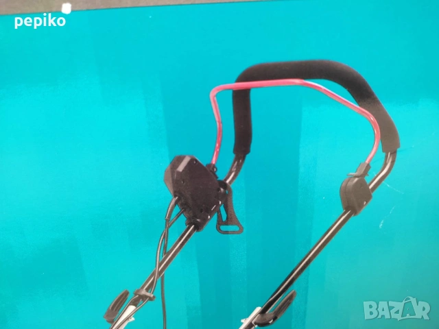 продавам НОВА професионална електрическа косачка MAKITA ELM3320, снимка 7 - Градинска техника - 54402990