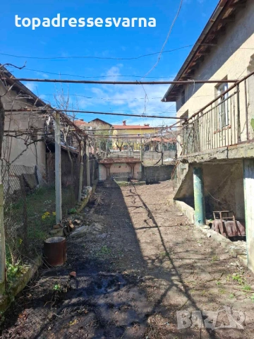 къща с двор - с. Блажиево /до гр. Дупница/, снимка 3 - Къщи - 53859332
