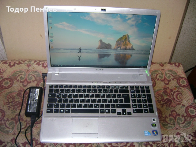 Sony Vaio PCG-81212M - Core i5, 4 GB RAM, 500 GB HDD, снимка 2 - Лаптопи за дома - 55241995