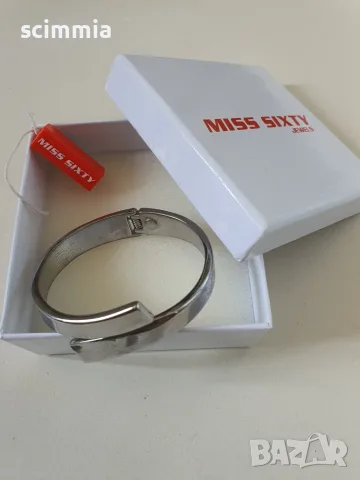 Гривна Miss Sixty Jewels със сребристо покритие и оригинална кутия, снимка 2 - Гривни - 55571127