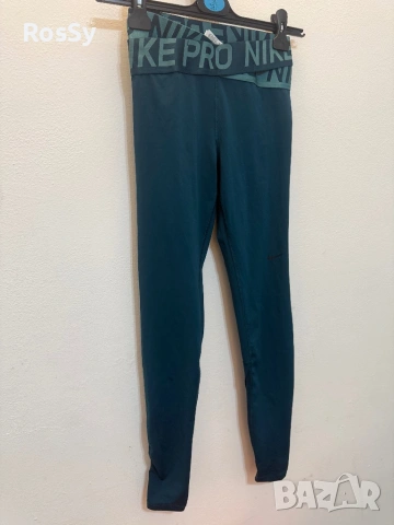 Дамски клин Nike pro