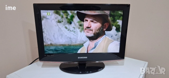 LCD телевизор Samsung. НОМЕР 03. Model LE19B450C4W. 19 инча - 48см. Цифров и аналогов тунер...