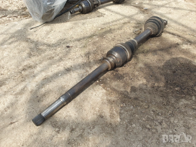 Дясна полуоска за Citroen Berlingo Peugeot Partner Xsara Picasso