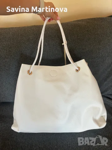 Valentino голяма чанта, снимка 2 - Чанти - 55412588
