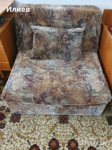Диван - легло сгъваеми, снимка 2 - Дивани и мека мебел - 54343103