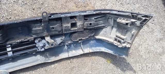 Предна броня Mercedes W202 C-Class, снимка 5 - Части - 54805999