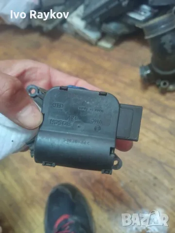 Моторче клапа парно 0 132 801 300 , 8E1820511A за AUDI A4 , снимка 6 - Части - 55335695