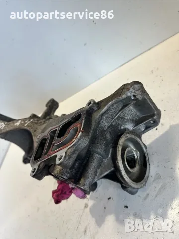 Стойка държач за алтернатор за Audi A4 B8 1.8 TFSI S-Line (2008) 06H903143E OEM, снимка 2 - Части - 55545535