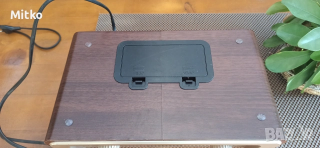 Ретро радио Soundmaster NR920DBR с DAB+ и FM, снимка 9 - Радиокасетофони, транзистори - 55100647