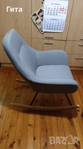 Продавам люлеещ стол