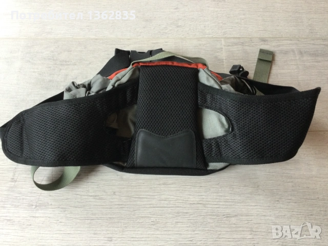 оригинална професионална мъжка чанта чантичка за кръста "банан" BERGANS OF NORWAY от Германия, снимка 5 - Спортна екипировка - 54052749