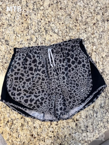 Nike Dry Fit клин S , снимка 11 - Клинове - 39471620