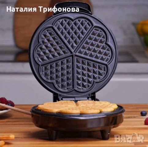 Гофретник Voltz,1200W, 5 гнезда, Инокс, снимка 3 - Гофретници - 54932896