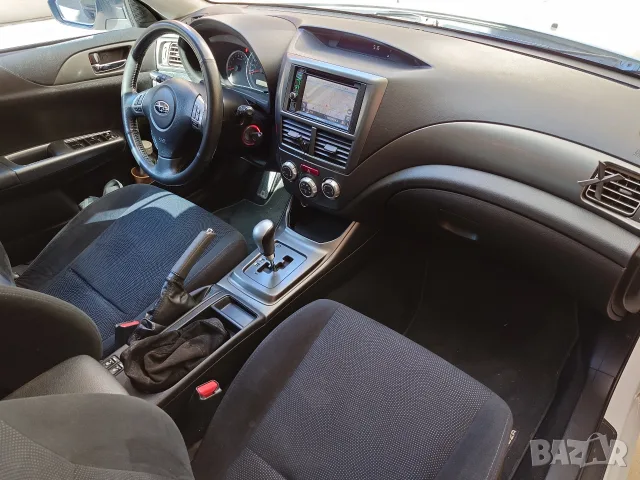 subaru impreza 2011 , 1,5 automat, снимка 2 - Автомобили и джипове - 55493173