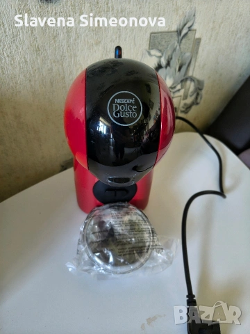 Продавам машина Nescafe Dolce Gusto
