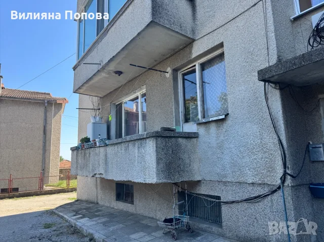 2-стаен тухлен апартамент в центъра на Лясковец – публична продан