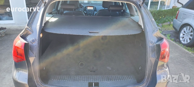 Opel Astra 1.6 CDTI Cosmo, снимка 14 - Автомобили и джипове - 54096620