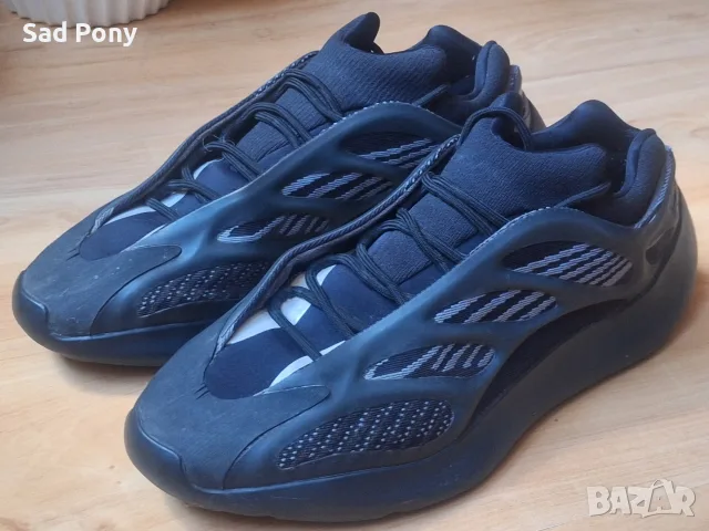 adidas YEEZY 700 V3 Alvah мъжки маратонки, снимка 4 - Маратонки - 55481821