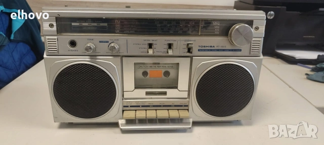 Радиокасетофон Toshiba RT-100S, снимка 2 - Радиокасетофони, транзистори - 54265005