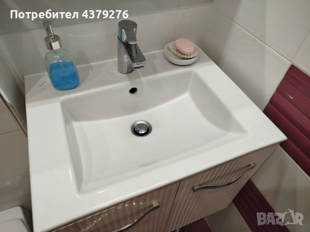 Пвц шкаф за баня и смесител , снимка 2 - Мивки - 54713273