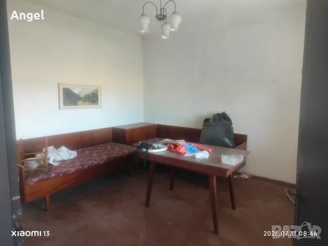 Двуетажна къща в с. Царимир, снимка 4 - Къщи - 55590282