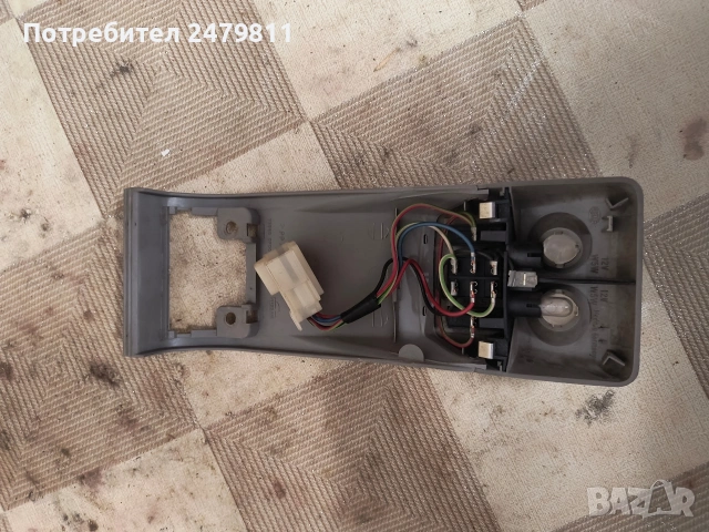 плафон преден за купе на Нисан Терано 2, снимка 3 - Аксесоари и консумативи - 54421522