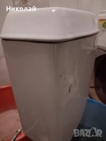 Тоалетно казанче порцеланово 