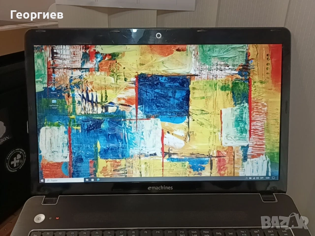 Лаптоп eMachines HM72 CP - 17.3", снимка 3 - Лаптопи за дома - 53980439