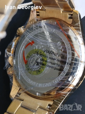 Нов часовник HUGO BOSS 1513340 ICON CHRONOGRAPH , снимка 9 - Мъжки - 54101387