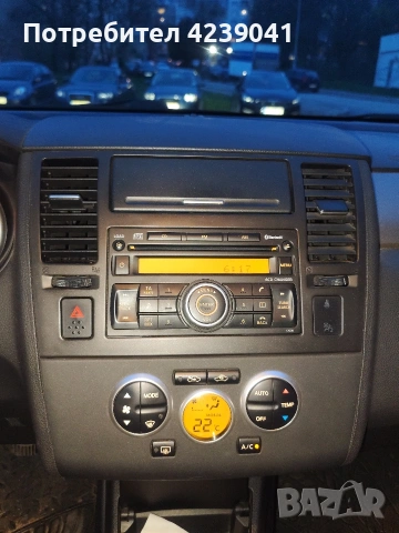 Нисан Тиида ц 11, снимка 9 - Автомобили и джипове - 54195461