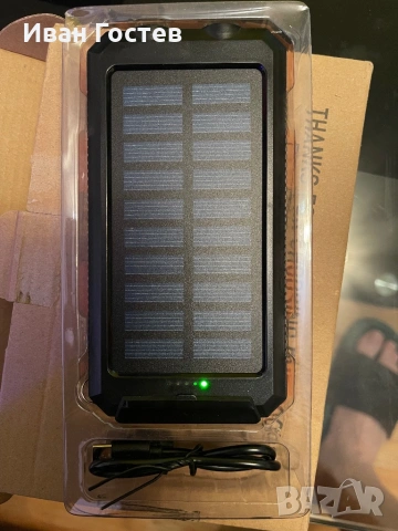Чисто нова Соларна Външна Батерия Vikeri 26800mAh – Мощна Power Bank с двоен LED фенер