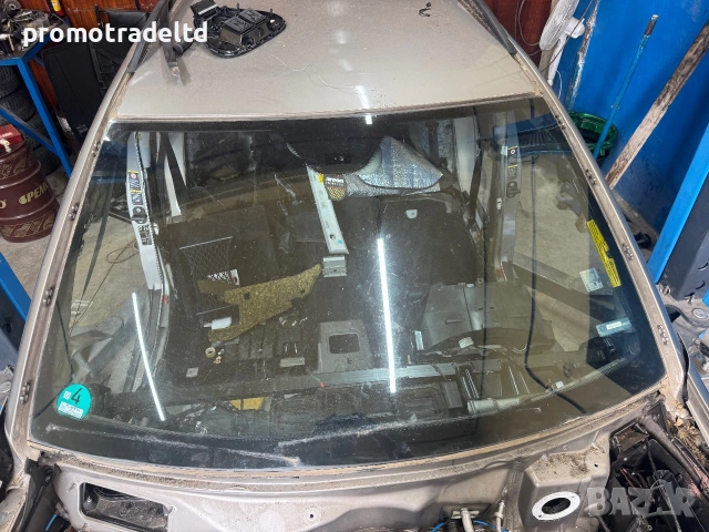 Предно челно стъкло Мерцедес w203 facelift фейслифт Mercedes 