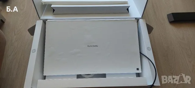 Монитор Apple Studio Display 5K, снимка 5 - Монитори - 55338443