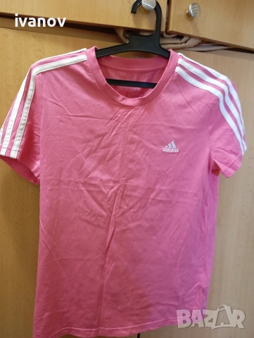 Adidas дамска тениска М размер , снимка 4 - Тениски - 55067932