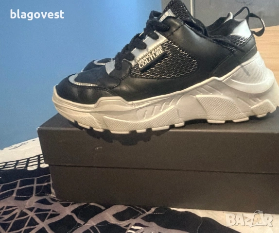 Дамски сникърси VERSACE, снимка 2 - Маратонки - 54083235