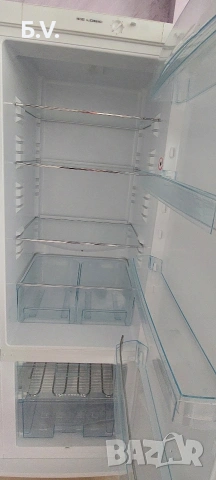 ХЛАДИЛНИК SNAIGE 