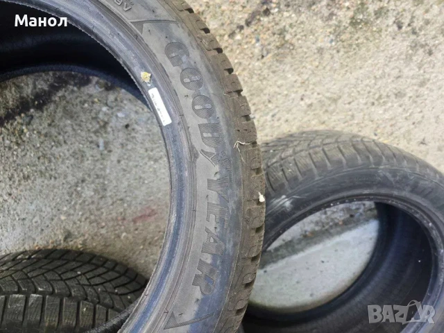 Зимни гуми GOODYEAR Ultra Grip Performance - 245/45 R17 - 3 броя, снимка 4 - Гуми и джанти - 54649812
