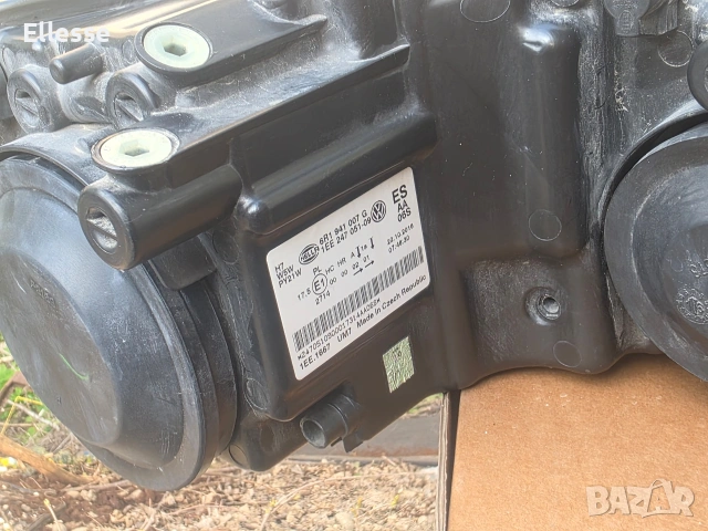 Оригинален ляв фар Фолксваген Поло 2014-2017, снимка 4 - Части - 54209233