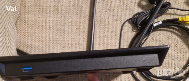 Рутер Asus RT-AC66 B1. Перфектно състояние, работи идеално, няма никакви забележки., снимка 2 - Рутери - 54221339