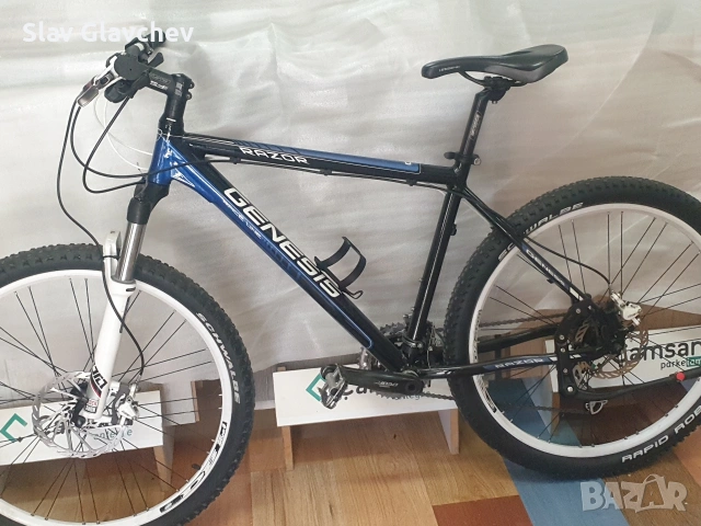 Велосипед GENESIS razor 26" цола-11.5 кг, снимка 10 - Велосипеди - 54757077