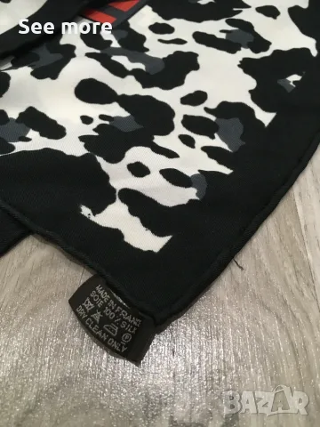DIOR 100% коприна шал 125/125 см, снимка 4 - Шалове - 53614295