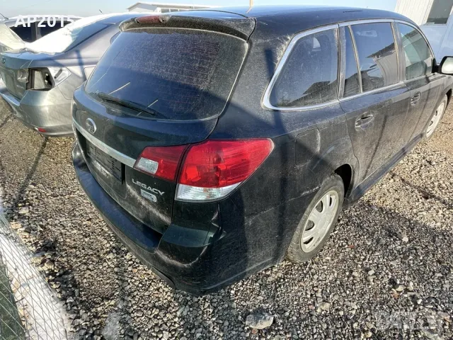 Subaru Legacy 2.0d 2010 Комби На части, снимка 4 - Части - 55309186