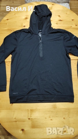 Продавам комплект nike dry fit размер М, снимка 2 - Спортни екипи - 54579129