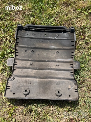 Кора под купе Шкода Октавия Skoda Octavia 3, снимка 2 - Части - 55183868