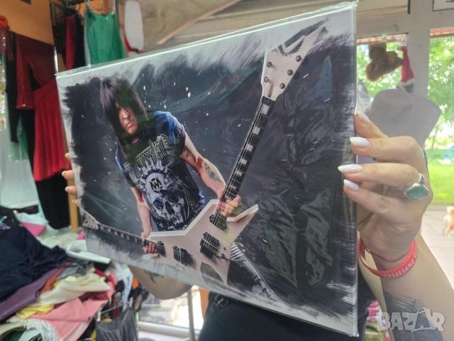 Michael Angelo Batio с неговата Dean Double Guitar картина, снимка 4 - Китари - 54555528
