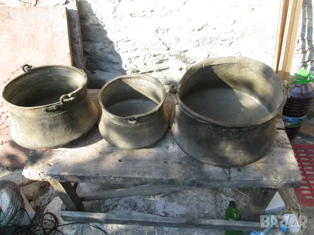 Лот стари медни котли, бакър 6,82 килограма, три броя