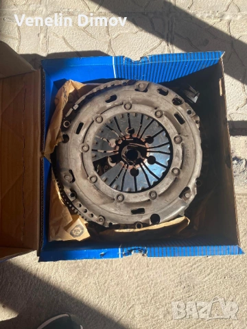 VW Touran CROSS 1.9 105, снимка 12 - Автомобили и джипове - 54348679