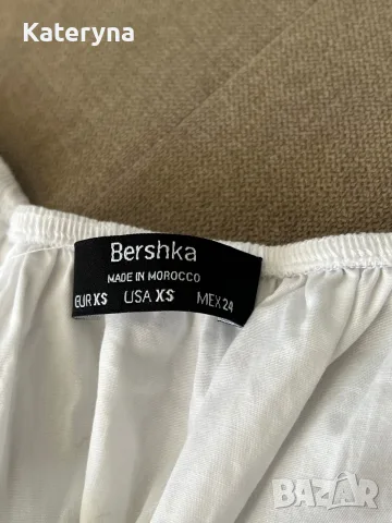 дамска блуза Bershka, снимка 2 - Блузи с дълъг ръкав и пуловери - 55465111